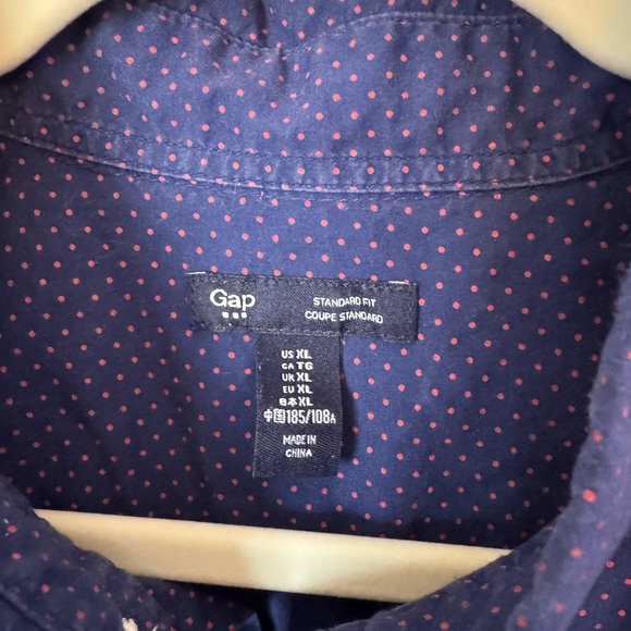 GAP Factory Men's Blue Short Sleeve Shirt - Picture 3 of 4